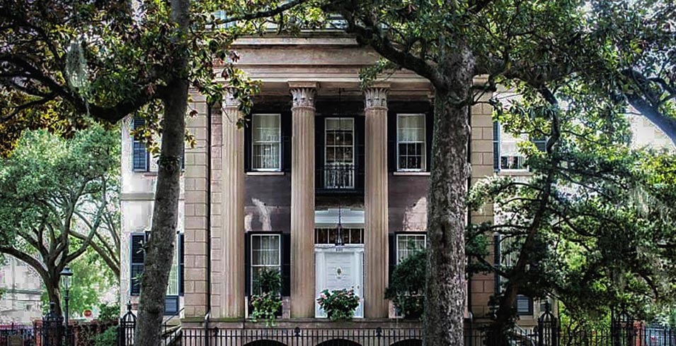 The Harper-Fowlkes House, an impressive historic home that you can find on Orleans Square